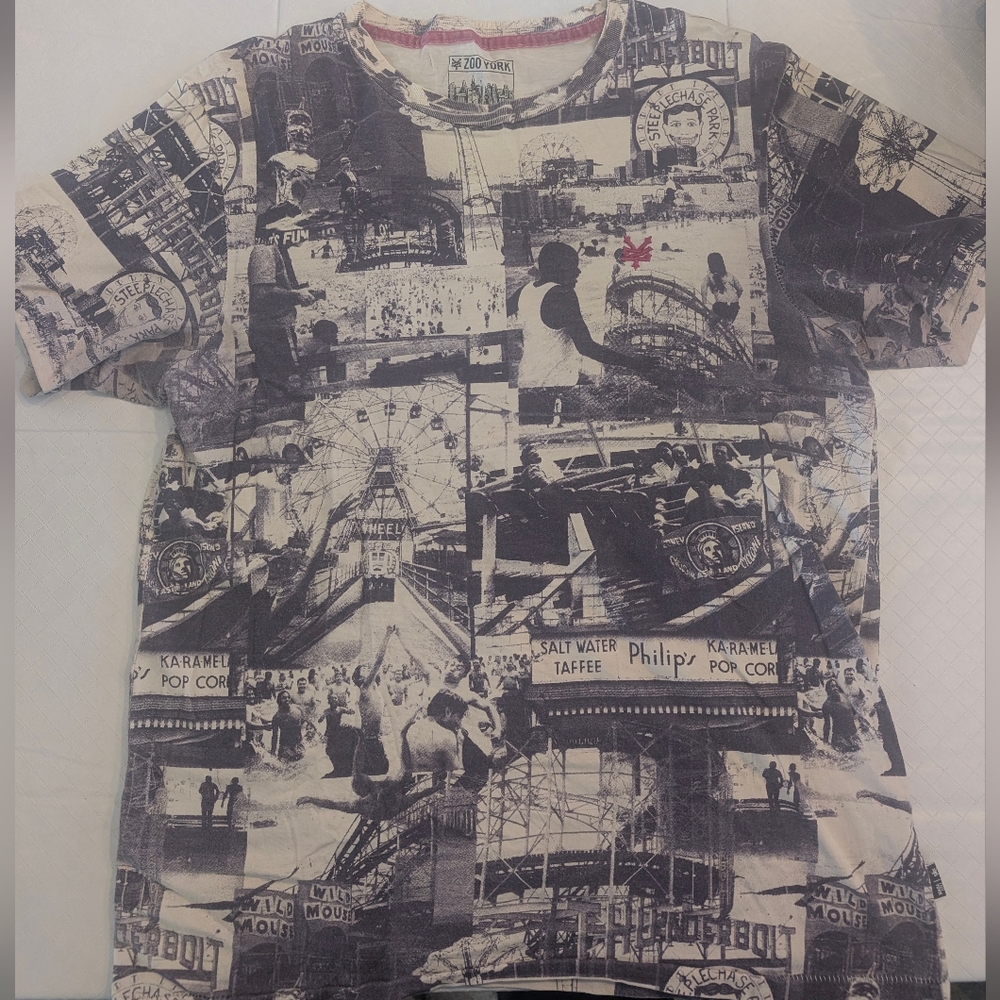 Coney Island Graphic Skater Tee by Zoo York